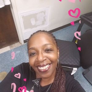 Meet your Posher, Constance